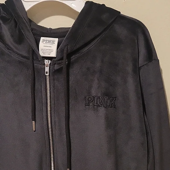 PINK VELOUR Victoria's Secret Black Hoodie NEW WITHOUT TAG! 💜 - Picture 2 of 7